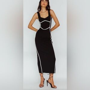 VICI - Samantha Sweetheart Midi Dress – Black/White – Size M